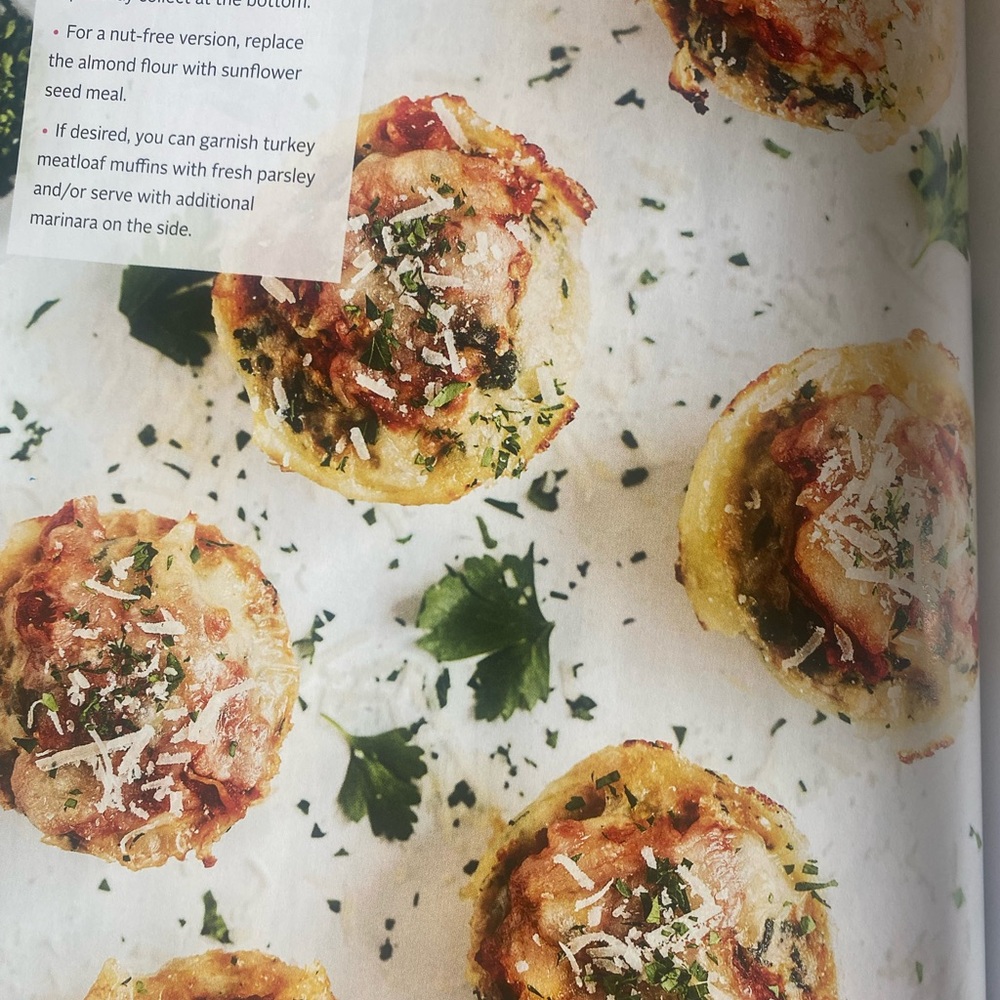 Keto Cookbook - Picture 1 of 4